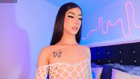 NahiaVictoria  online show from 03.28.26