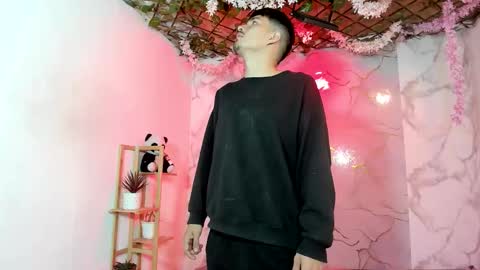 nahomi_hot2002 online show from 05.11.26