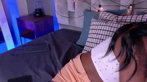  VICTORIA  online show from 11.15.25