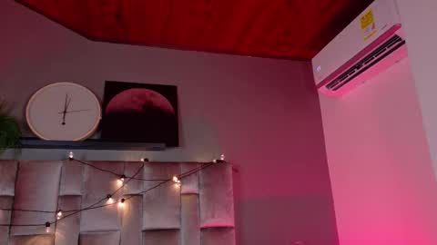  VICTORIA  online show from 02.03.26