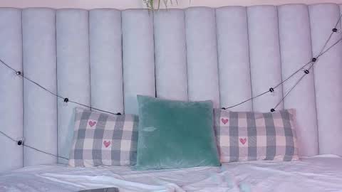  VICTORIA  online show from 02.17.26