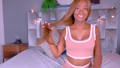  VICTORIA  online show from 03.16.26