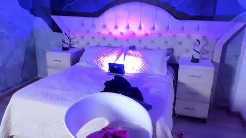 Nahomi online show from 02.13.25