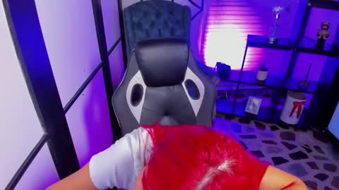 Nahomi online show from 09.16.25