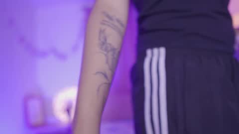 Snapshot of nahomy_2308 chatting on 03.27.26 nahomy 2308 online show from 03.27.26