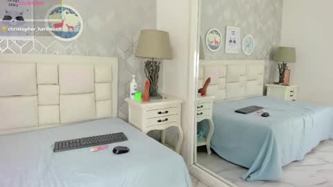 naia_cox online show from 11.06.25