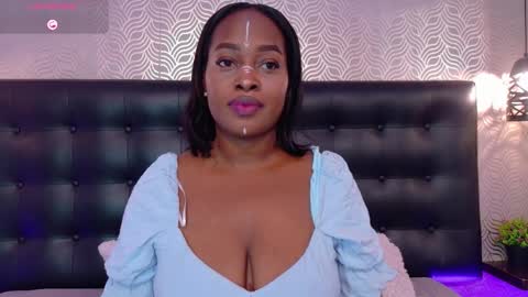 naiaramasson_ online show from 02.06.26