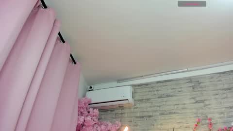 Snapshot of naiawhisper chatting on 02.22.26 naiawhisper online show from 02.22.26