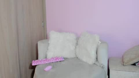 Snapshot of naileea chatting on 12.16.24 online show from 12.16.24