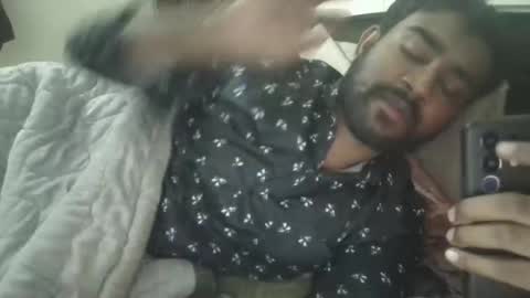 NAIRANANDU28 online show from 12.17.25