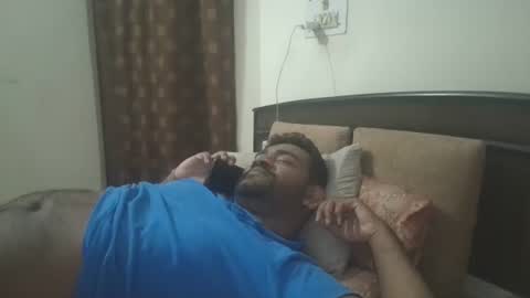 NAIRANANDU28 online show from 04.21.26