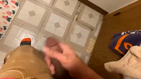 Snapshot of nairda2senoniuq chatting on 12.18.24 nairda2senoniuq online show from 12.18.24