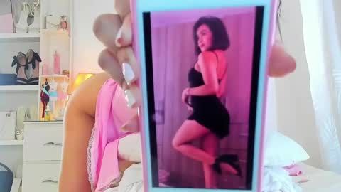 Naissha online show from 10.19.25