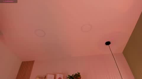 INSTAGRAM  m2221     online show from 12.22.25