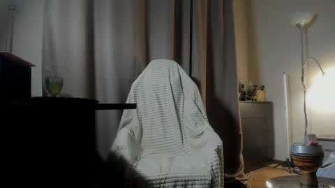 Snapshot of naked_psychologist chatting on 12.27.24 Asy no face  online show from 12.27.24