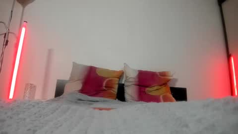 Snapshot of naked_psychologist chatting on 01.26.25 Asy no face  online show from 01.26.25