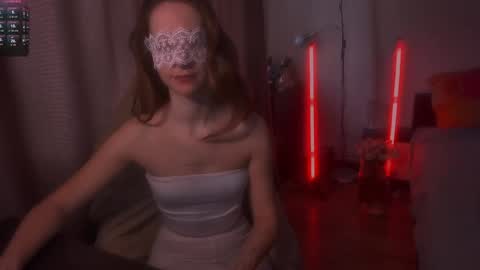 Snapshot of naked_psychologist chatting on 02.04.25 Asy no face  online show from 02.04.25