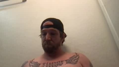 Snapshot of nakedbluesman420 chatting on 04.11.26 nakedbluesman420 online show from 04.11.26