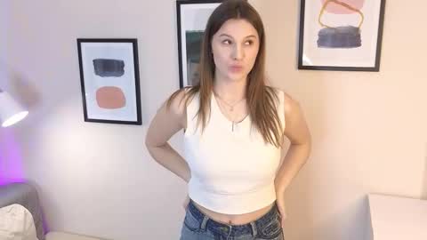 Snapshot of nami_yats chatting on 02.27.26 Alice online show from 02.27.26