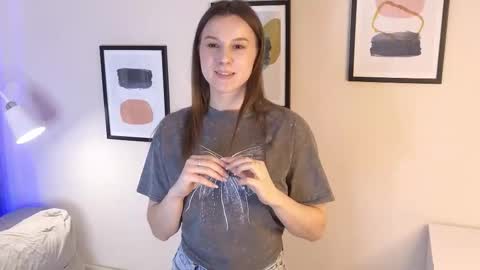 Snapshot of nami_yats chatting on 02.28.26 Alice online show from 02.28.26