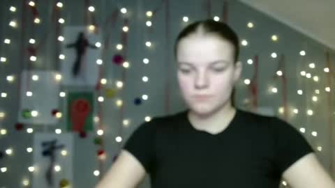 Nana online show from 12.05.25