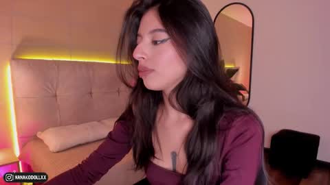 Nana  online show from 02.05.26