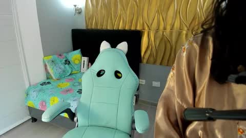 nanami_owo online show from 10.19.25