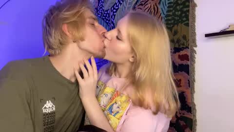 Nancy and Archi online show from 03.12.25