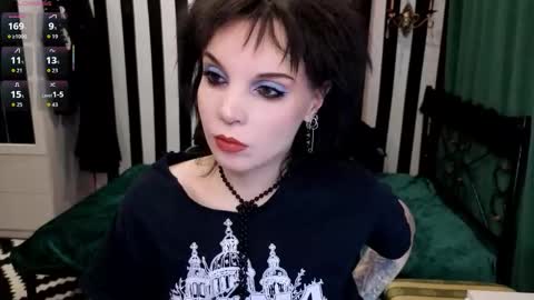 Nancy online show from 11.21.25