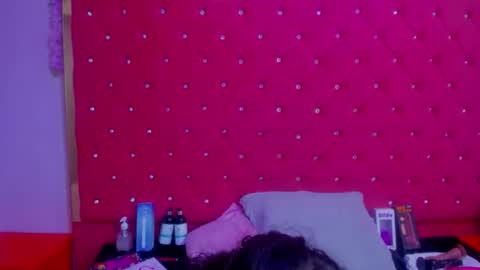 nanis james15 online show from 04.05.26