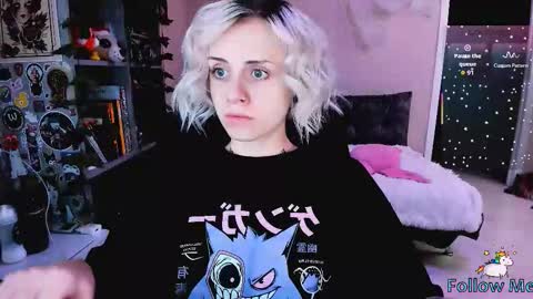 Monday-Friday 12-4 AM and 6-9 AM New York time online show from 10.30.25