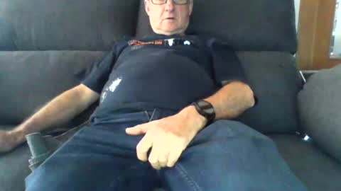 nano22968832 online show from 02.12.25