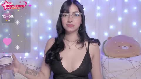Snapshot of nany_stark_ chatting on 01.27.25 NANY online show from 01.27.25
