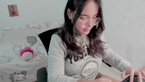  Naoko  online show from 02.14.25