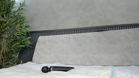 Snapshot of naomi_dasilva chatting on 02.27.25 Naomi online show from 02.27.25