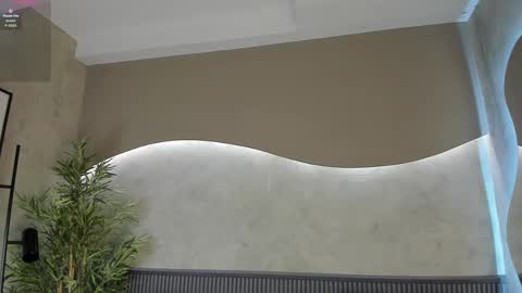 Snapshot of naomi_dasilva chatting on 09.21.25 Naomi online show from 09.21.25