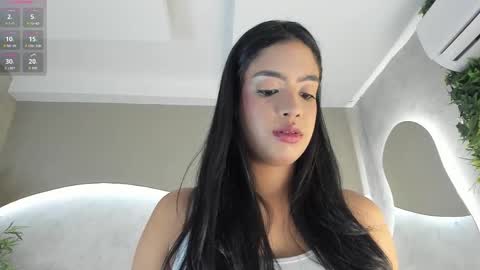 Snapshot of naomi_dasilva chatting on 09.28.25 Naomi online show from 09.28.25