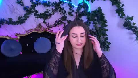 naomibaae online show from 11.29.25