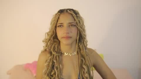 naomidawson online show from 04.07.26