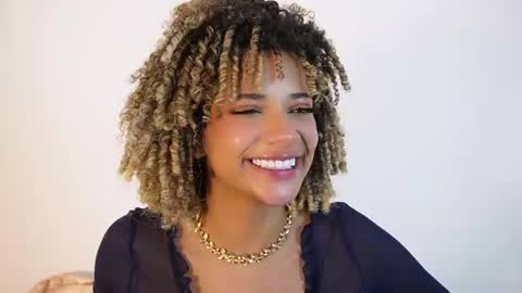 Snapshot of naomidawsonn chatting on 07.21.26 naomidawson online show from 07.21.26