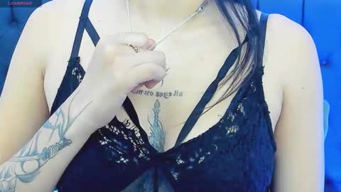 Naomi Frost online show from 11.01.25