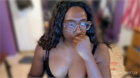 Naomi online show from 02.12.25