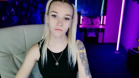 naomihita online show from 11.08.25