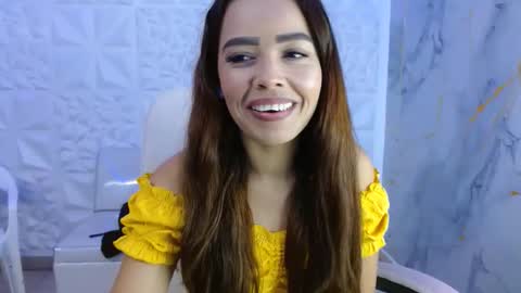 Snapshot of naomis_36 chatting on 05.22.26 Naomis online show from 05.22.26