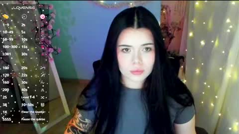 Naomi online show from 06.17.26