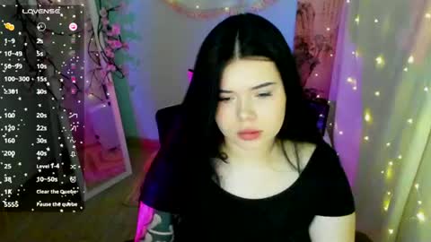 Naomi online show from 07.12.26