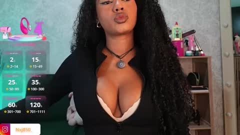 Naomi     online show from 12.01.25