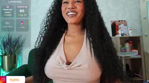 Naomi     online show from 03.28.26