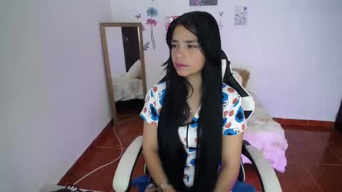 Snapshot of naomy__666 chatting on 10.14.25 naomy__666 online show from 10.14.25