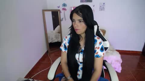 Snapshot of naomy__777 chatting on 10.14.25 naomy__777 online show from 10.14.25